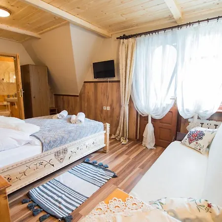 Goralskie Izby Homestay Zakopane
